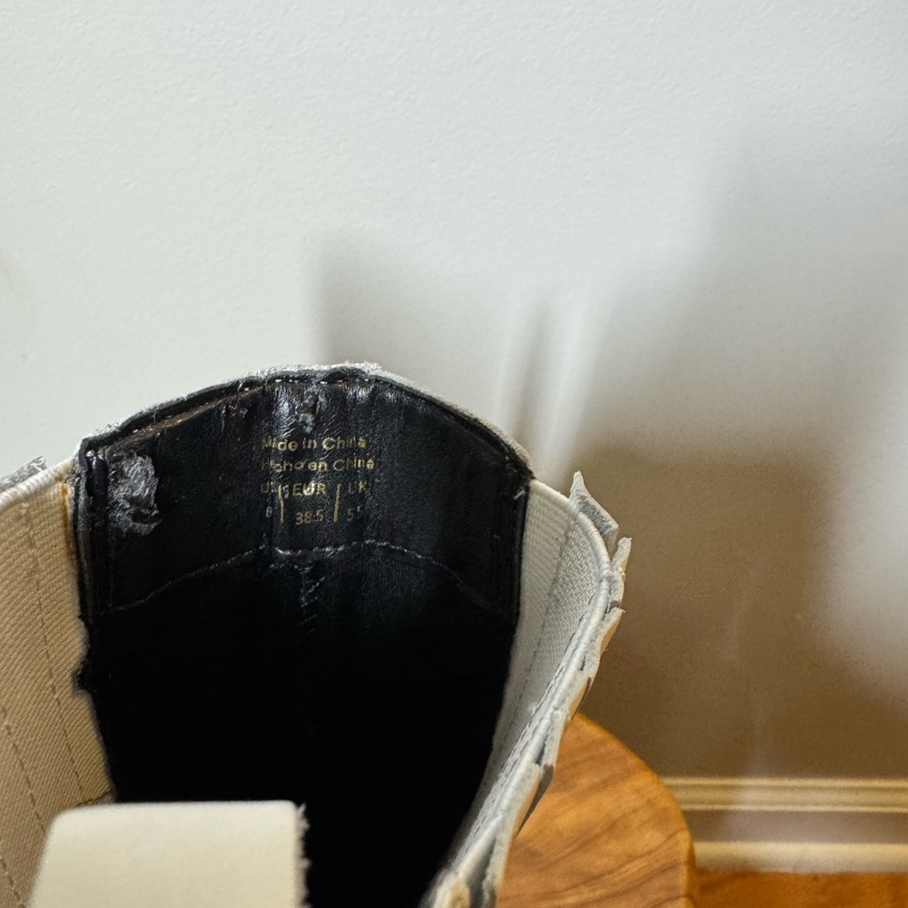 New ALDO White Women's Cowboy Western Ankle Boot with Block Heel Sz. 8 - Picture 13 of 13